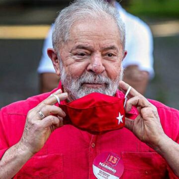 Lula se torna elegível após STF anular condenações