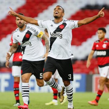 Vasco encerra tabu, derrota Flamengo e segue vivo no Carioca