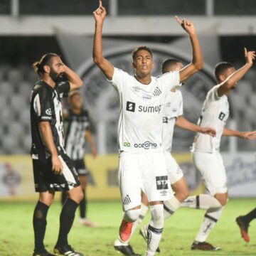 Santos bate Inter de Limeira e vira líder do Grupo D do Paulistão