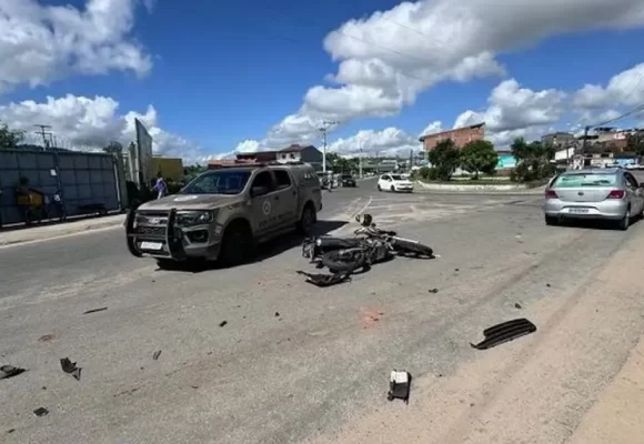 PMs ficam feridos em acidente em Ipiaú durante escolta do vice-governador Geraldo Júnior