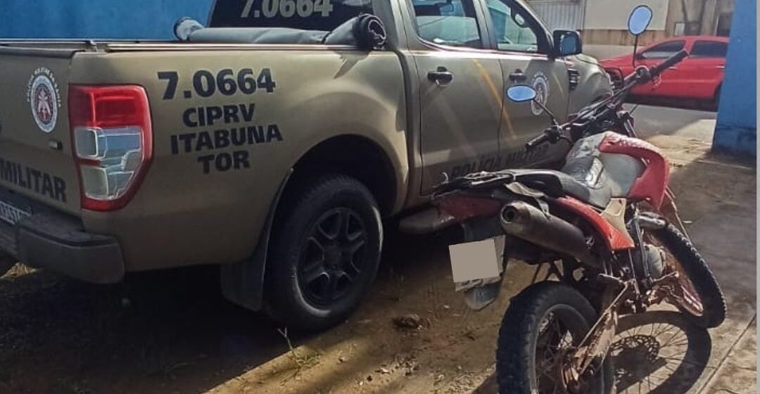 Polícia apreende veículo com sinais de adulteração em distrito de Santa Luzia