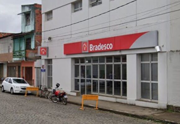 Sindicato critica fechamento de agências do Bradesco em Itajuípe e mais duas cidade da região