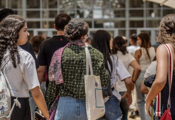 Estudantes têm até sexta-feira para se inscrever no Enem 2024