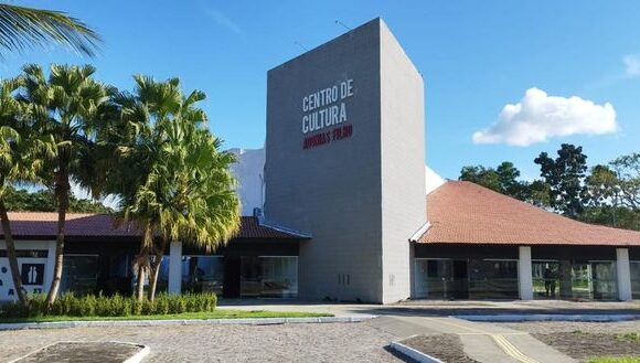 Projeto leva sessões gratuitas de cinema ao Centro de Cultura em Itabuna