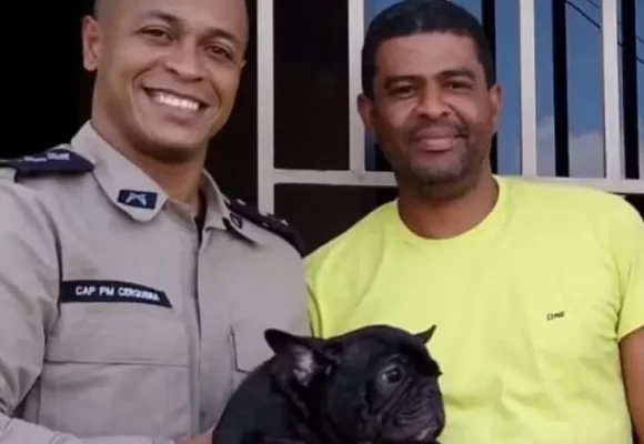 Policiais resgatam cachorro que foi furtado e trocado por pedras de crack em Itabuna