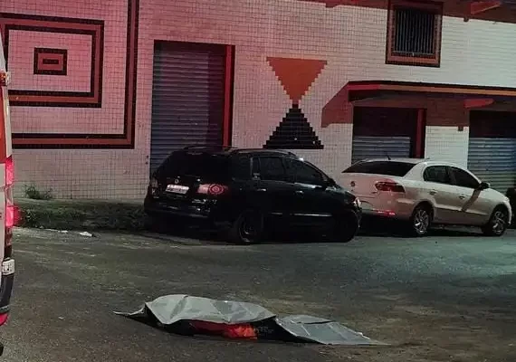 Jovem de 18 anos é morto a tiros em via pública de Itabuna