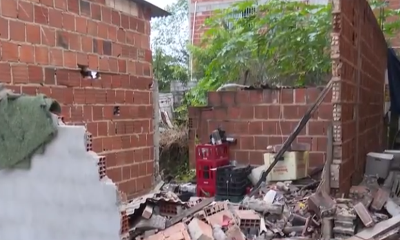 Duas pessoas morrem e uma fica ferida após serem atropeladas na porta de residência em Olivença